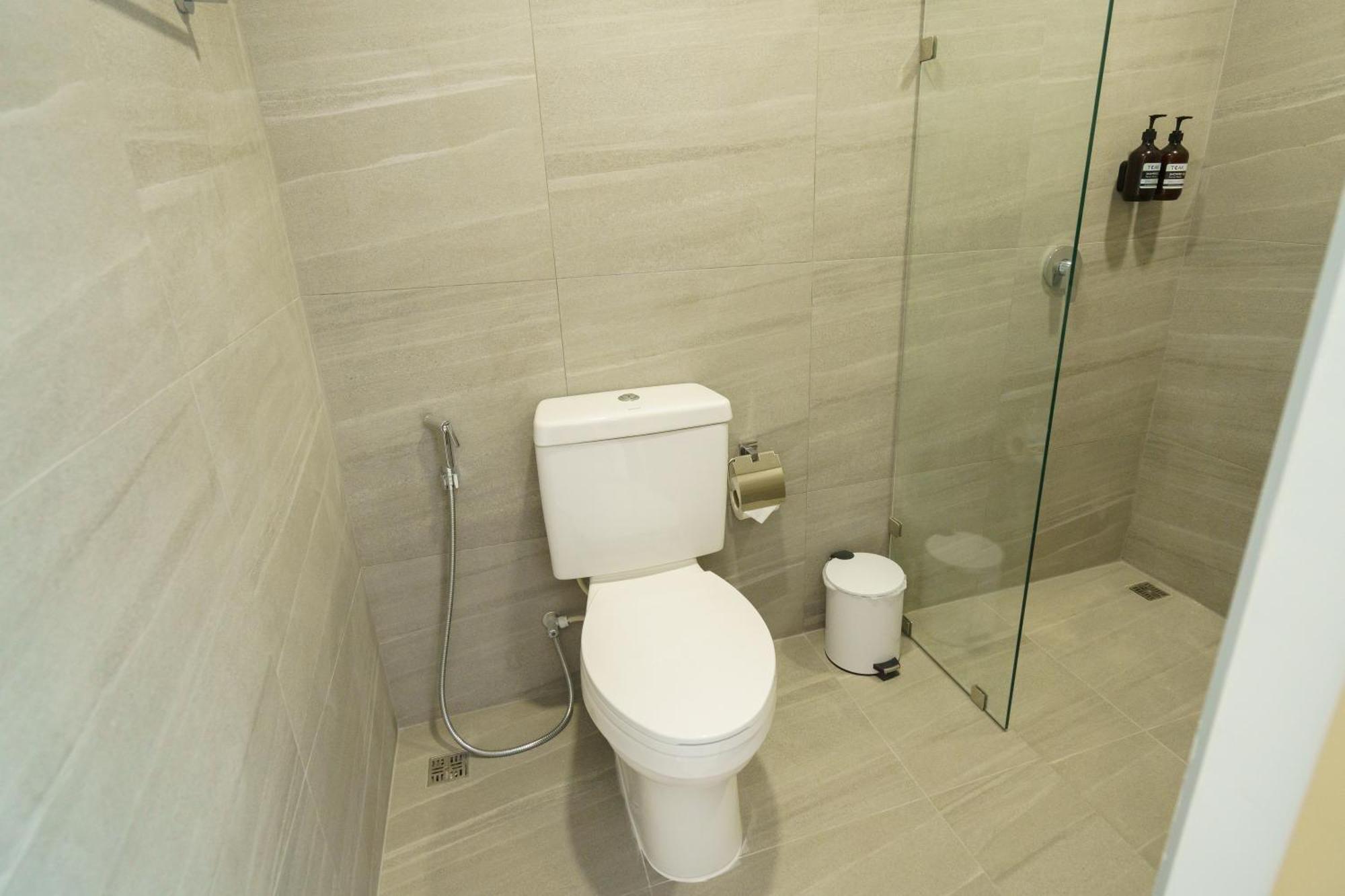 Lis Hotel Chiangmai 清邁 外观 照片