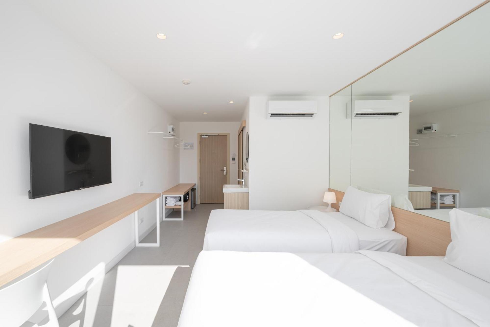 Lis Hotel Chiangmai 清邁 外观 照片