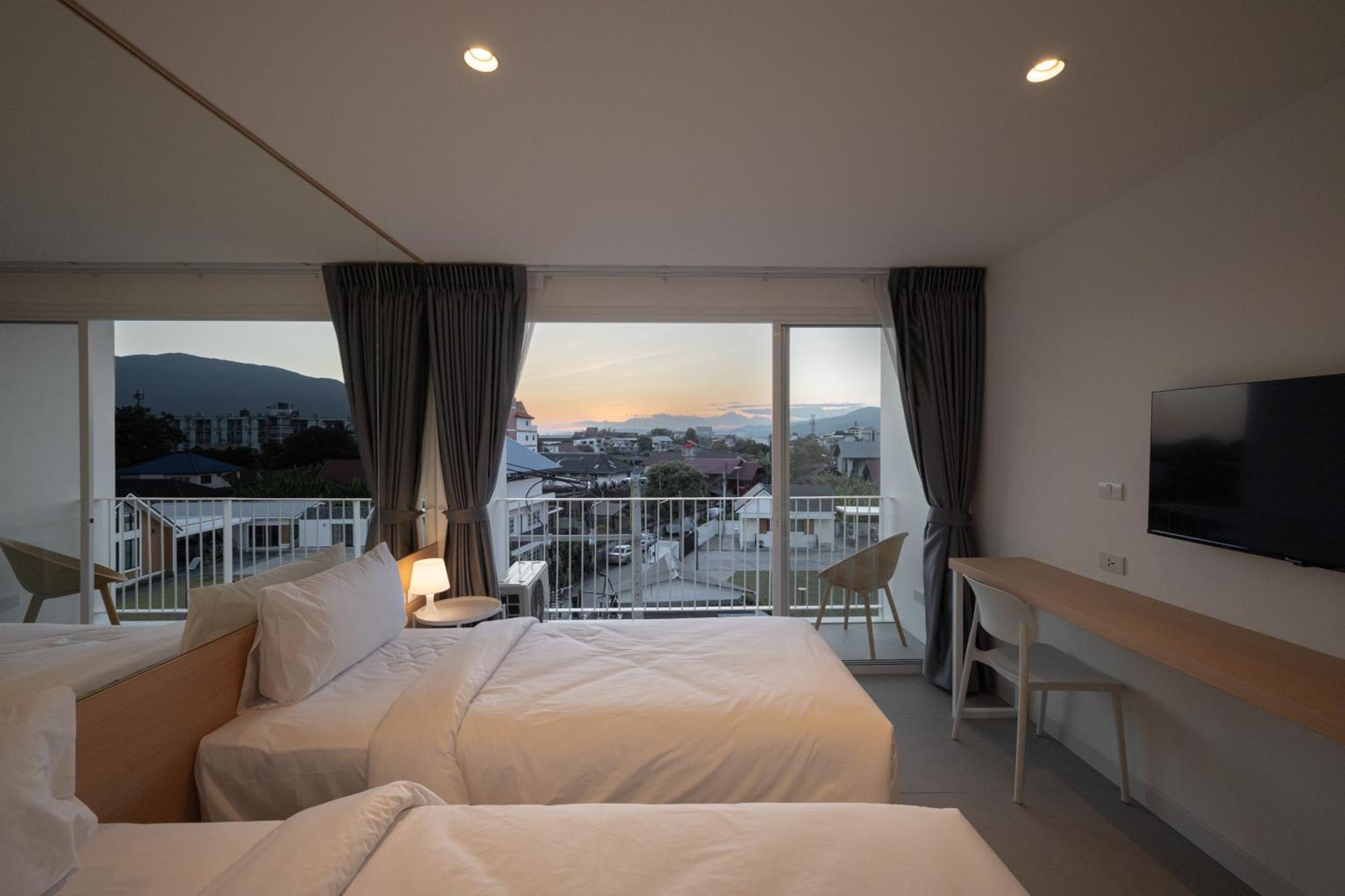 Lis Hotel Chiangmai 清邁 外观 照片